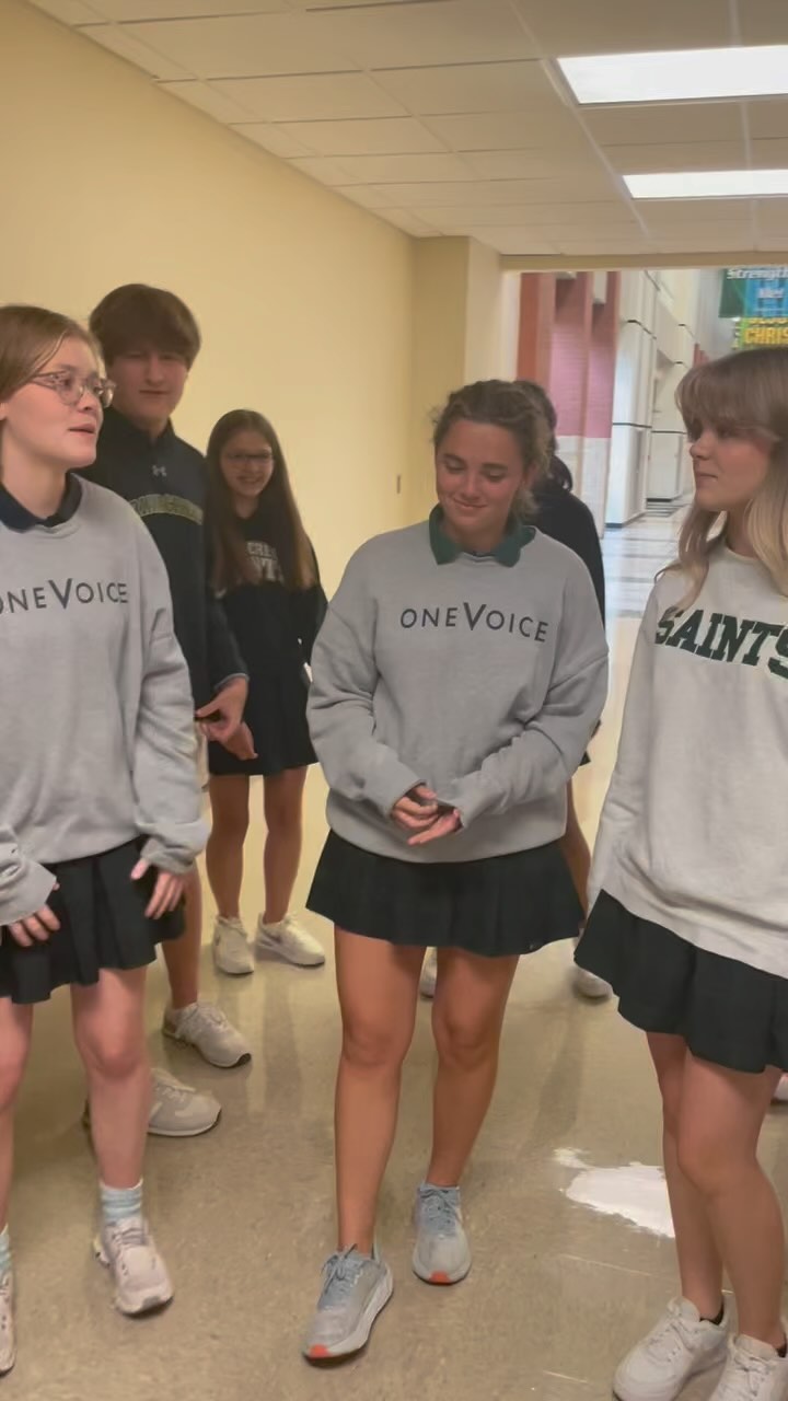 Preview # 2 of ? of Hallelujah ft a snippet of gorgeous BGVs from our upper voices @abbey.brennan2024 @olivia.brennan315 @francieozier !
🎼 : @heartofgoldstein